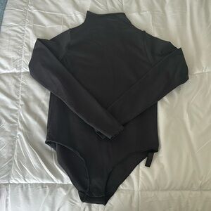 SKIMS Mock Neck Essentials Bodysuit